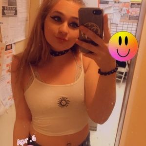 Meet your Posher, Alexis